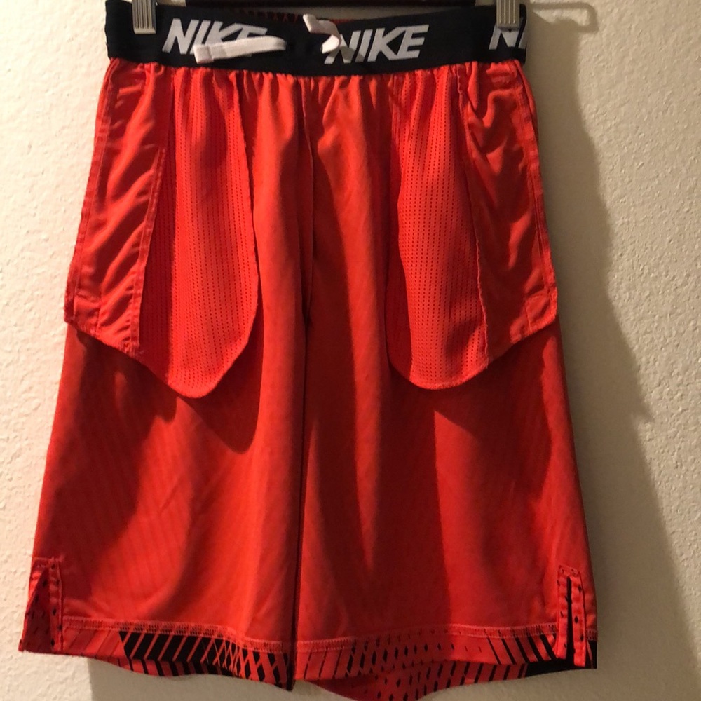 Nike Dri-Fit boy’s shorts size L. Orange. - Picture 3 of 4